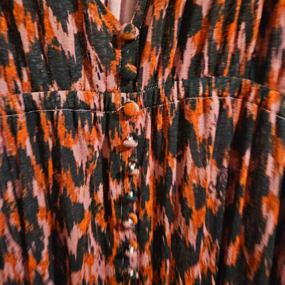 By Anthropologie V-Neck Printed Maxi Dress purple button front ruched size large - Picture 12 of 12